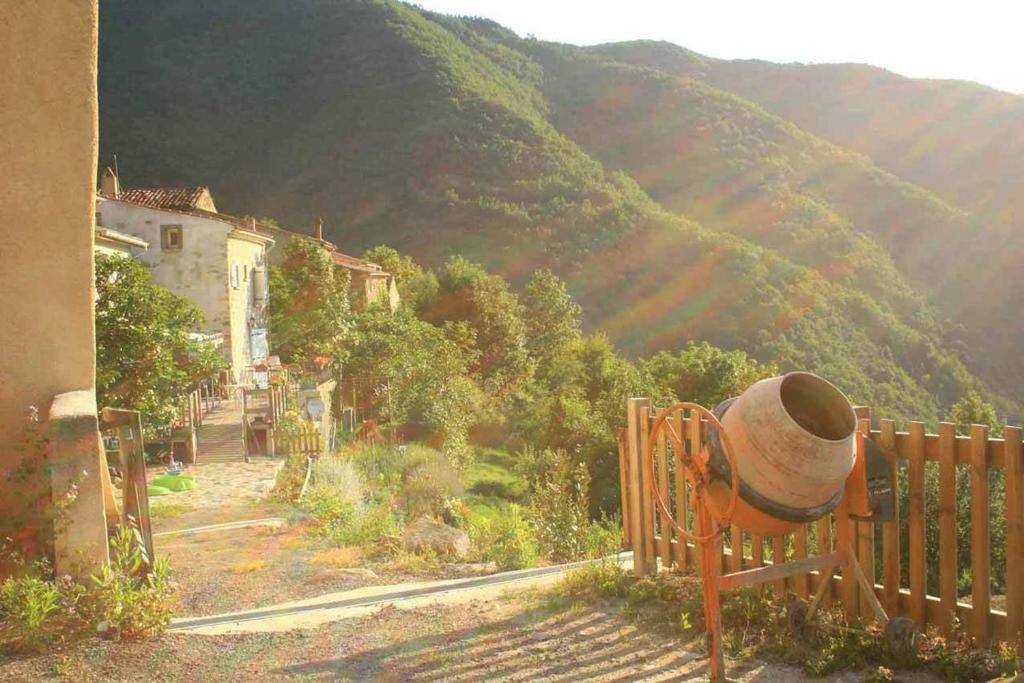 Chambres D'Hotes Les Terrasses De Cailla Εξωτερικό φωτογραφία